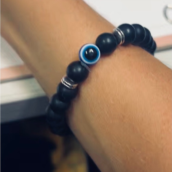 Evil Eye Bracelet - Picture 2 of 3